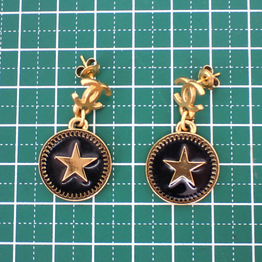 CHANEL Authentic Gold Earrings - Picture 8 of 8